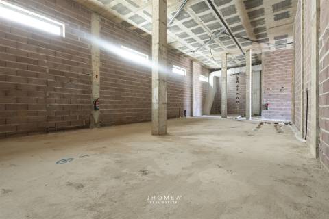 Espaço comercial no centro de Aveiro