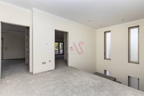 Moradia T3+1 em São Miguel, Vizela