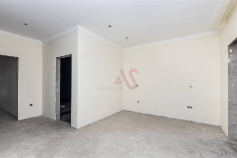 Moradia T3+1 em São Miguel, Vizela