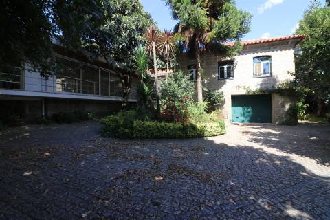 Moradia T4 em Infias, Vizela