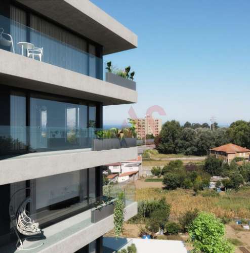 Apartamento T1 no "Empreendimento Santa Marinha" em Gaia, Porto.