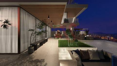 Moradia T3 com piscina infinita em Santa Maria Maior, Funchal