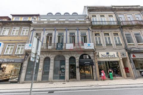 Apartamentos T0+Mezzanine, no coração da Baixa do Porto