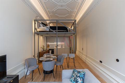 Apartamentos T0+Mezzanine, no coração da Baixa do Porto