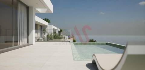 Moradia T3 Geminada no Arco da Calheta, Madeira