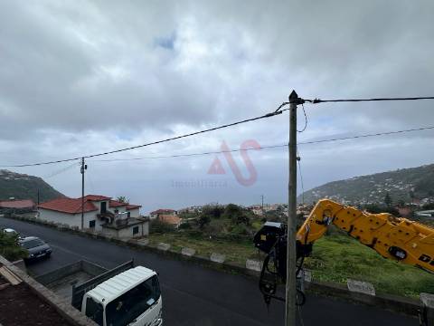 Moradia T3 Geminada no Arco da Calheta, Madeira