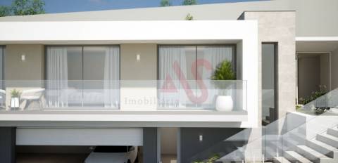 Moradia T3 Geminada no Arco da Calheta, Madeira