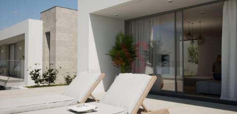 Moradia T3 Geminada no Arco da Calheta, Madeira