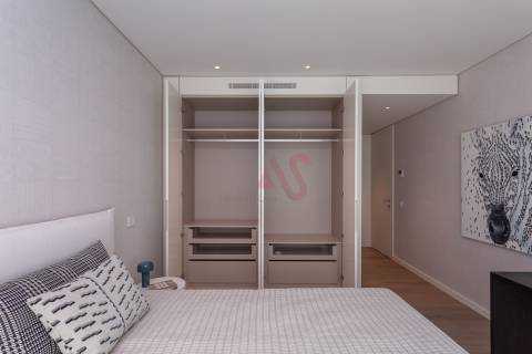 Apartamento T3 NOVOS desde 980.000€ no Empreendimento Prata Riverside Village