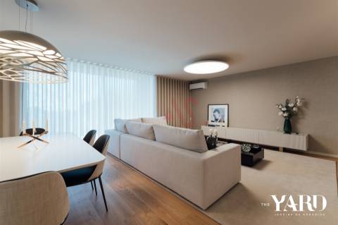 Apartamento T2  com Segurança 24 H, Ginásio, no THE YARD NEXT JARDINS D’ARRÁBIDA, Vila Nova de Gaia