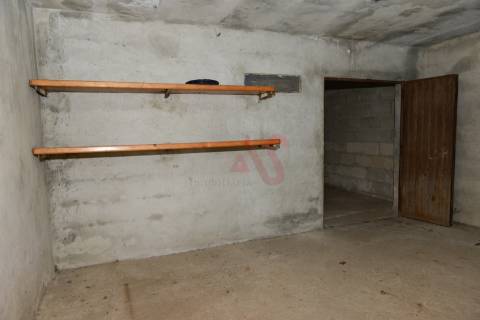 Moradia individual T6 em Gemieira, Ponte de Lima