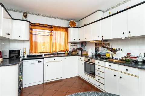 Moradia T4 em Lagoas Santo Adrião, Vizela