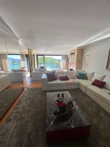 Apartamento T3 de LUXO com Ginásio, Garagem e  Vistas Rio Douro para Arrendamento em Valbom,Gondomar