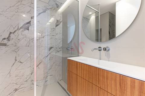 Moradia T4  de Luxo em pleno coração de Aveiro - Aceitamos Permuta