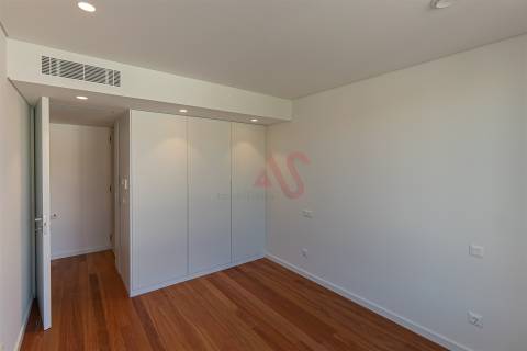 Moradia T4  de Luxo em pleno coração de Aveiro - aceitamos permuta