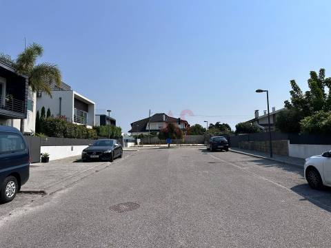 Terreno para construção com 394,60 m2  em Aradas, Aveiro