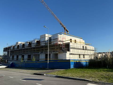 Apartamento T1 ao lado da Estação de METRO e da UNIVERSIDADE da Maia em Câstelo da Maia,