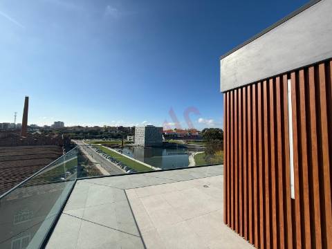 Apartamento T4 DUPLEX NOVO no Edifício ELSA Fonte Nova em Aveiro