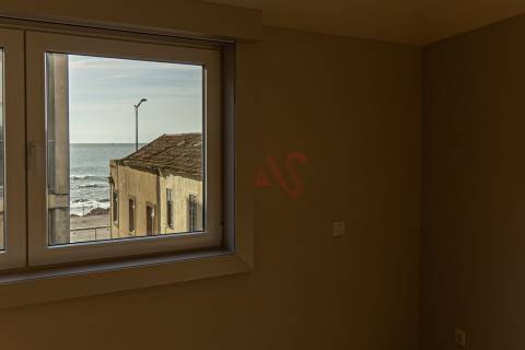 Moradia de Luxo T3+1 na Foz do Douro, a Dois Passos da Praia