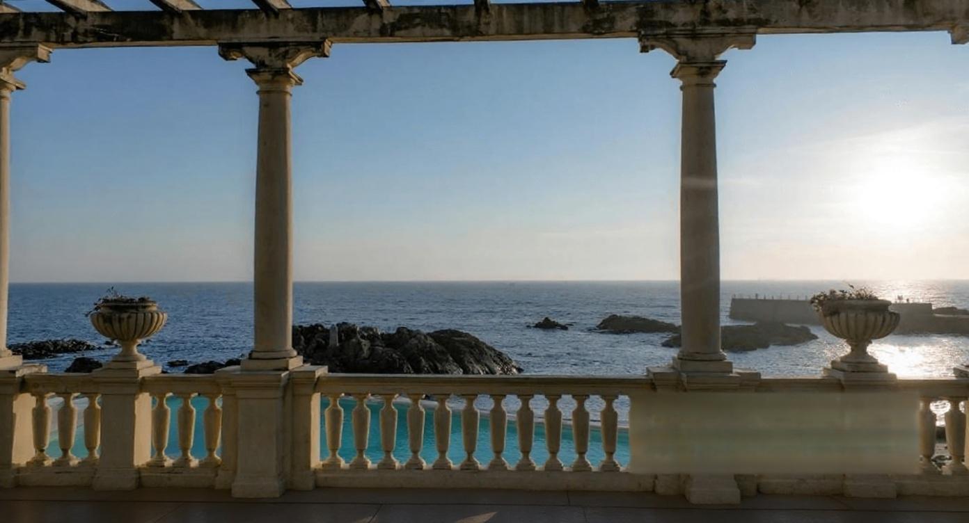 Moradia de Luxo T3+1 na Foz do Douro, a Dois Passos da Praia