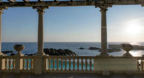 Moradia de Luxo T3+1 na Foz do Douro, a Dois Passos da Praia