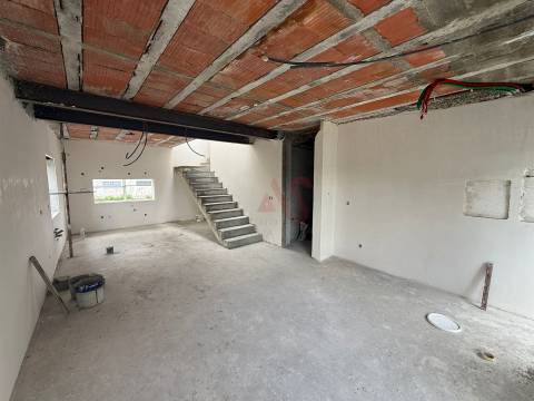 Apartamento T3 Duplex em São Mamede do Coronado, Trofa