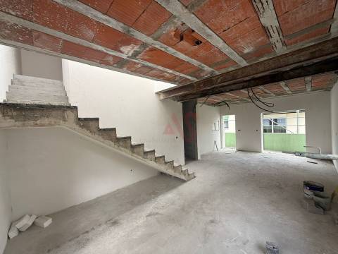 Apartamento T3 Duplex em São Mamede do Coronado, Trofa
