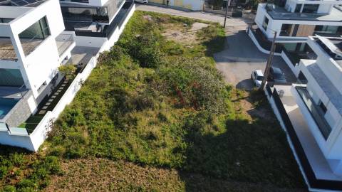 Terreno para Construção – Lote 19 - Excelente Oportunidade em Odivelas!