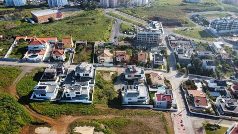 Terreno para Construção – Lote 20 - Excelente Oportunidade em Odivelas!