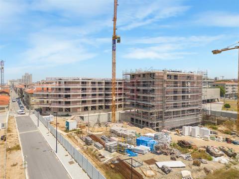 Apartamento T2 no empreendimento Espinho Beach Residendes em Espinho