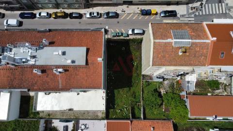 Terreno Urbano para Construção com 183,69 m² na Encosta do Sol (Brandoa), Amadora