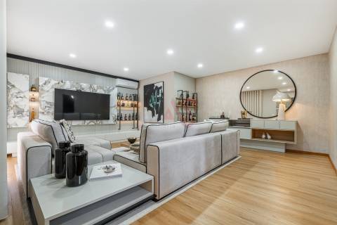 Moradia T3 de Luxo com Jardim e Espaço Exterior em Idães, Felgueiras