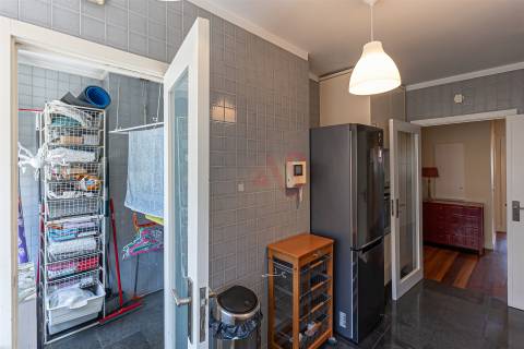 Apartamento T3 para arrendar com Vista Mar em Matosinhos – Frente à Praia