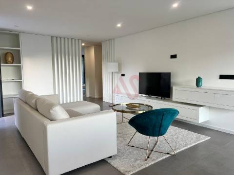 Moradia Térrea T3 com Piscina | Nova | Leitões, Guimarães