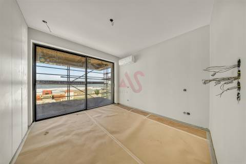 Apartamento T2 no empreendimento Espinho Beach Residendes em Espinho