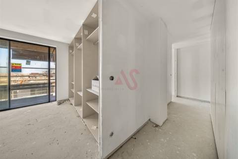 Apartamento T2 no empreendimento Espinho Beach Residendes em Espinho