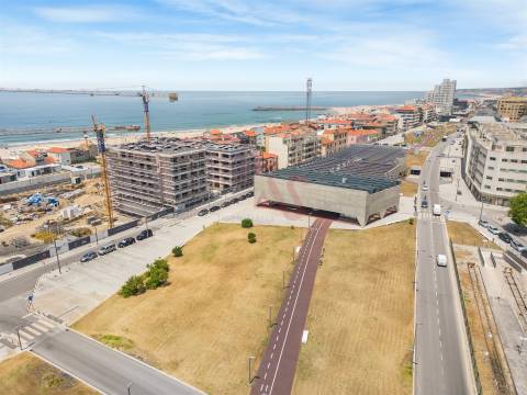 Apartamento T2 no empreendimento Espinho Beach Residendes em Espinho