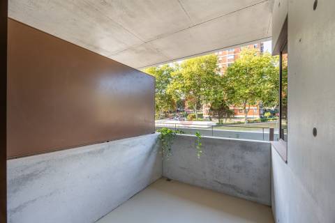 Apartamento T2 NOVO de LUXO no Miramar Tower no Porto