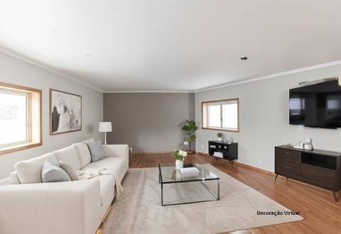 Moradia T3 de LUXO a poucos minutos do Centro de Matosinhos – Espaço, Conforto e Localização!