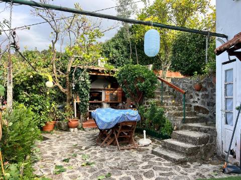 Moradia T3 em estilo Rústico em Oliveira do Douro, Cinfães