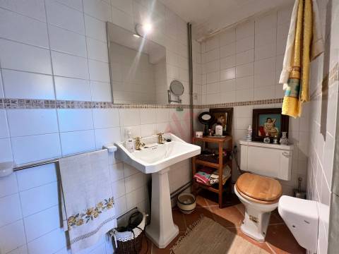 Moradia T3 em estilo Rústico em Oliveira do Douro, Cinfães