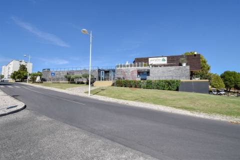 Gabinete de 10 m² para arrendar no THE ONE Hills Lisbon City Golf