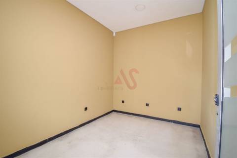 Gabinete de 10 m² para arrendar no THE ONE Hills Lisbon City Golf