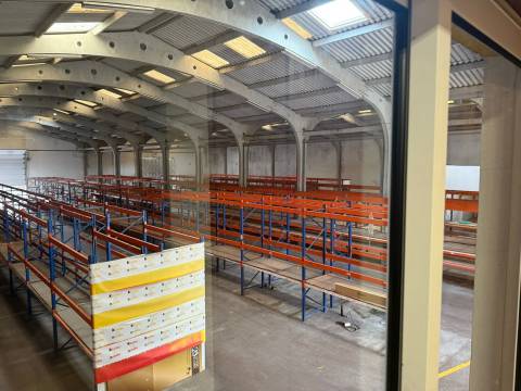 Armazém industrial com 3.000 m² em Seixas, Caminha