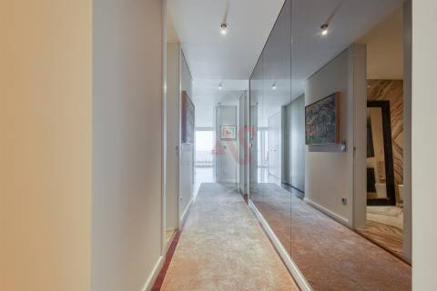 Penthouse Duplex Exclusiva – Primeira Linha de Mar em Canidelo, Vila Nova de Gaia