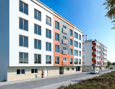 Terreno para construção com Lote Aprovado para 19 Fogos com 468 m² em Mina de Água, Amadora