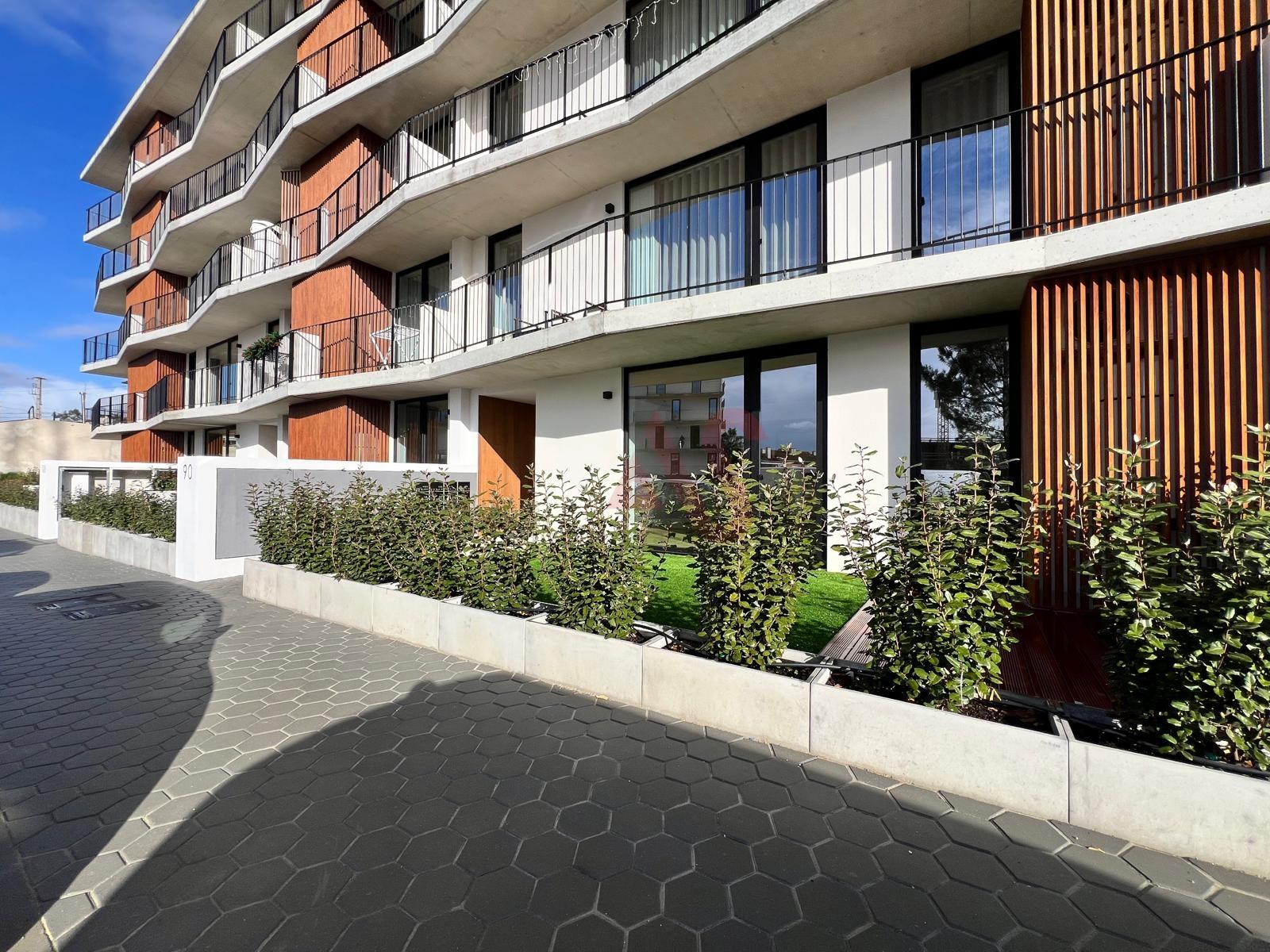 Apartamento T1 de LUXO com Terraço de 30 m² , 2 Roupeiros Embutidos,  em Oliveira de Azeméis