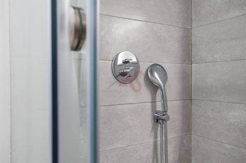 Moradia t4 com acabamentos de luxo, situada na vila de Fernão Ferro