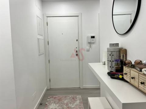 T3 com 2 suítes e terraço privado 34 m² em Águas Santas, Maia