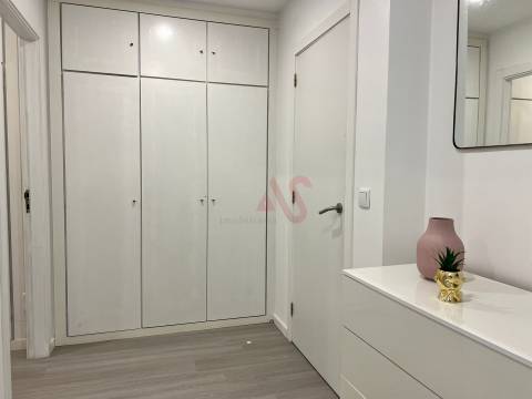 T3 com 2 suítes e terraço privado 34 m² em Águas Santas, Maia